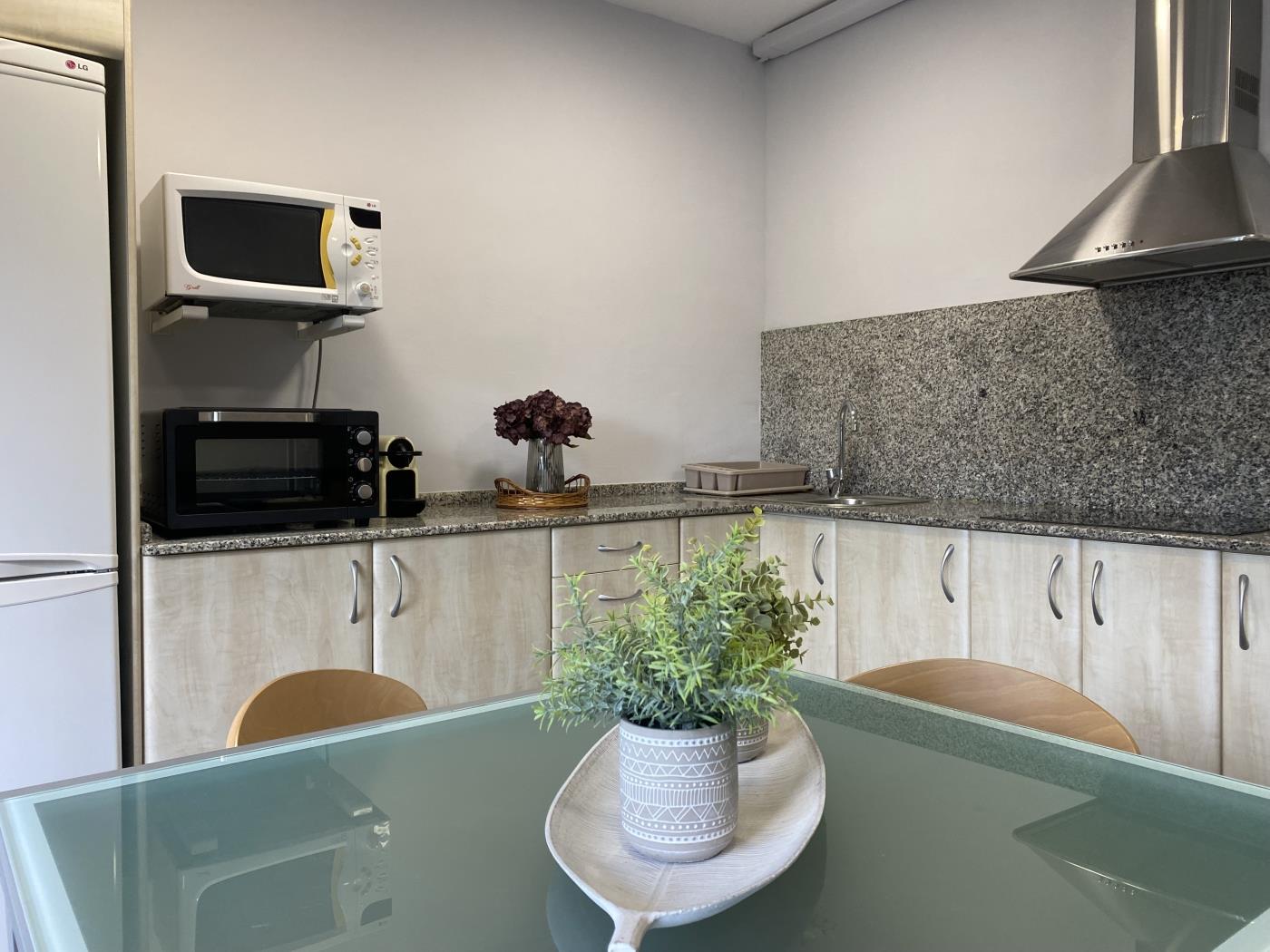 image th14 Spacious Apartment on La Mora Beach 7