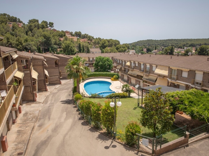 image th156 Townhouse in Tarragona · 4 bedrooms · 5 beds · 2 baths 11