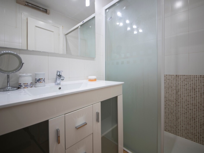 image th156 Townhouse in Tarragona · 4 bedrooms · 5 beds · 2 baths 29
