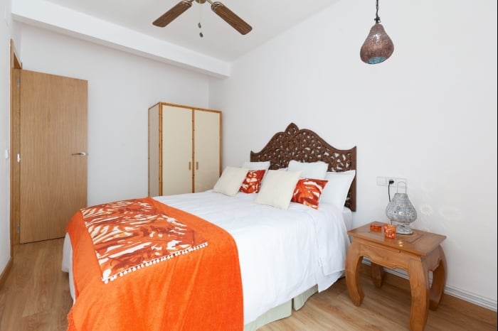 image th163 Apartamento · Tarragona · 3 dormitorios · 3 camas · 2 baños 25