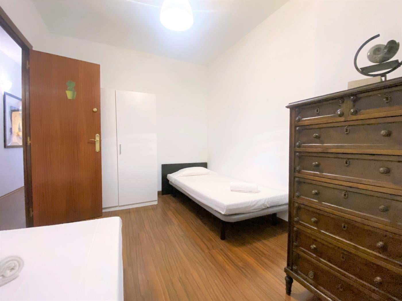 image th17 Apartamento · Tarragona · 3 dormitorios · 3 camas · 2 baños 20