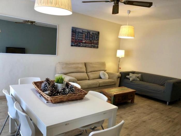 image TH18 Apartamento Prat de la Riba para 8 personas 0