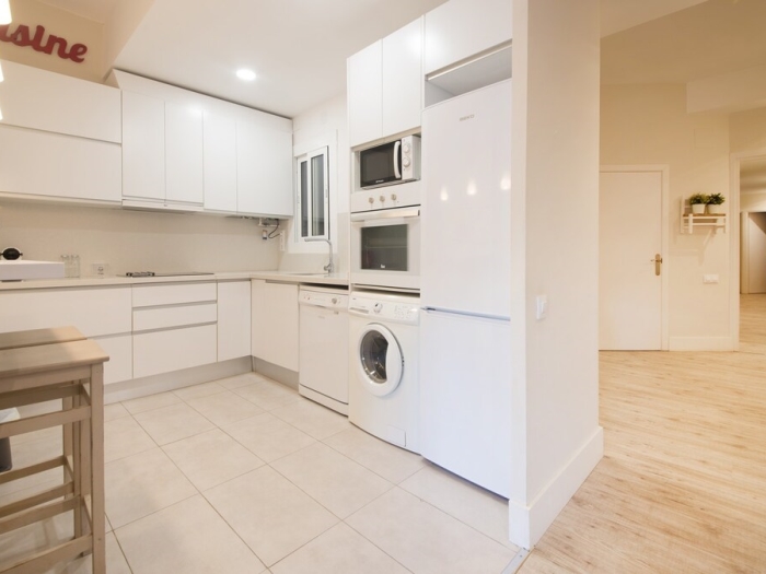 image th37 Apartamento · Tarragona · 4 dormitorios · 1 baño 2