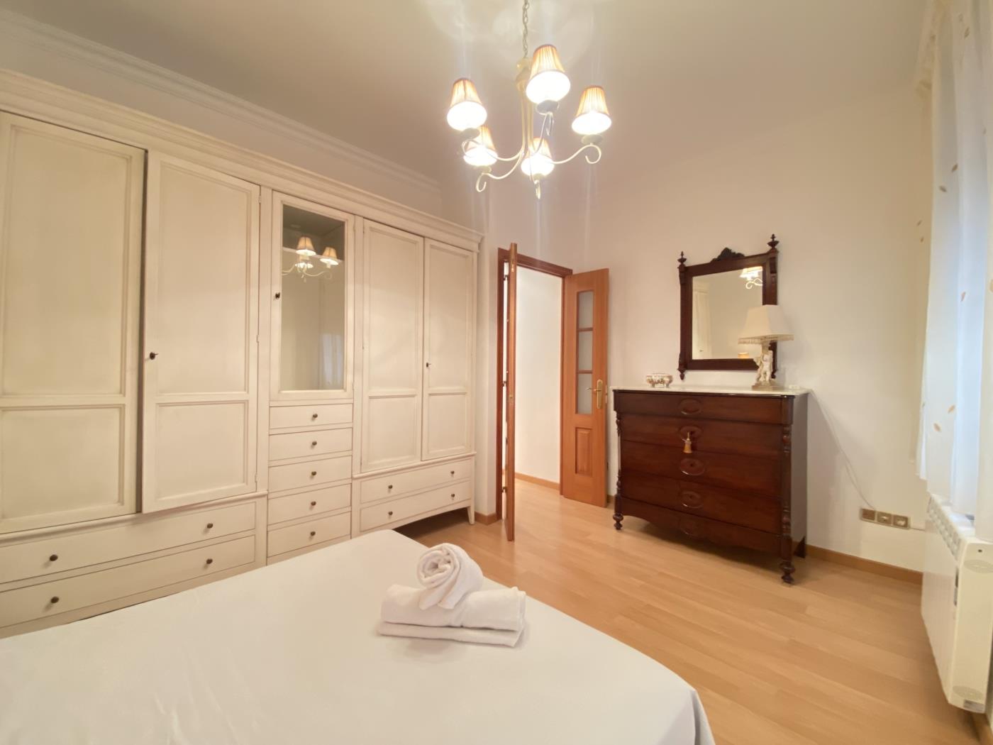 image TH61 Apartamento centrico en la Plaza de la Font 29