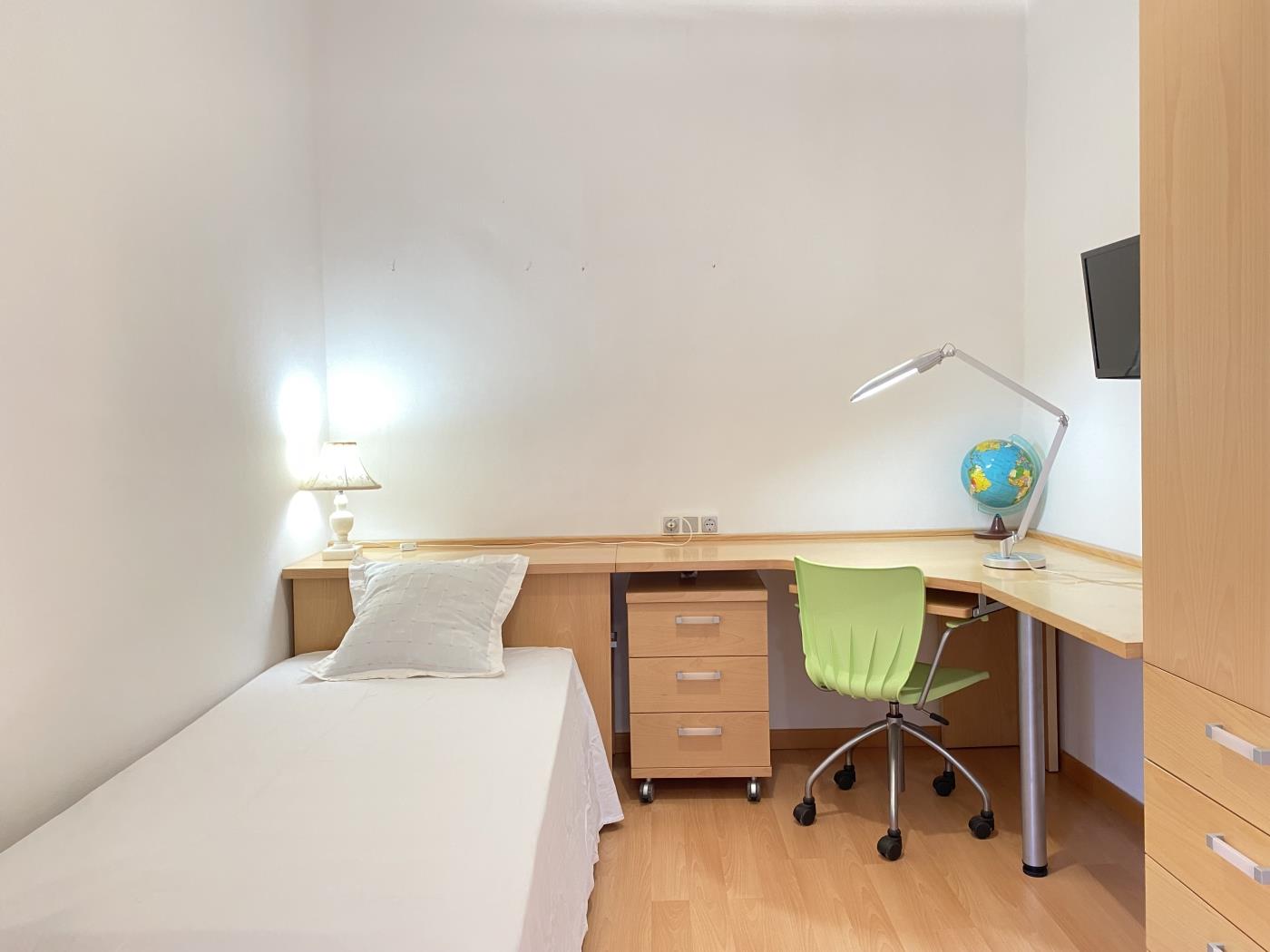 image TH61 Apartamento centrico en la Plaza de la Font 5