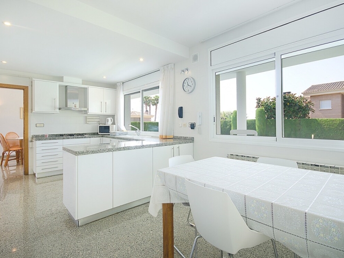 image R11 Villa Blanca Calafell 12