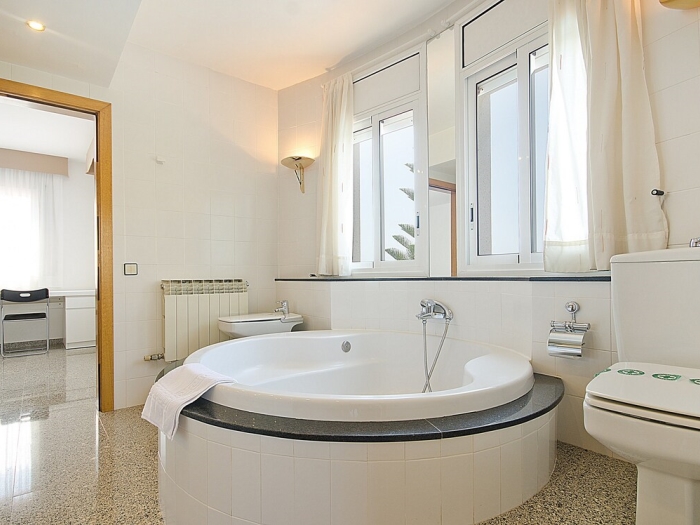 image R11 Villa Blanca Calafell 20