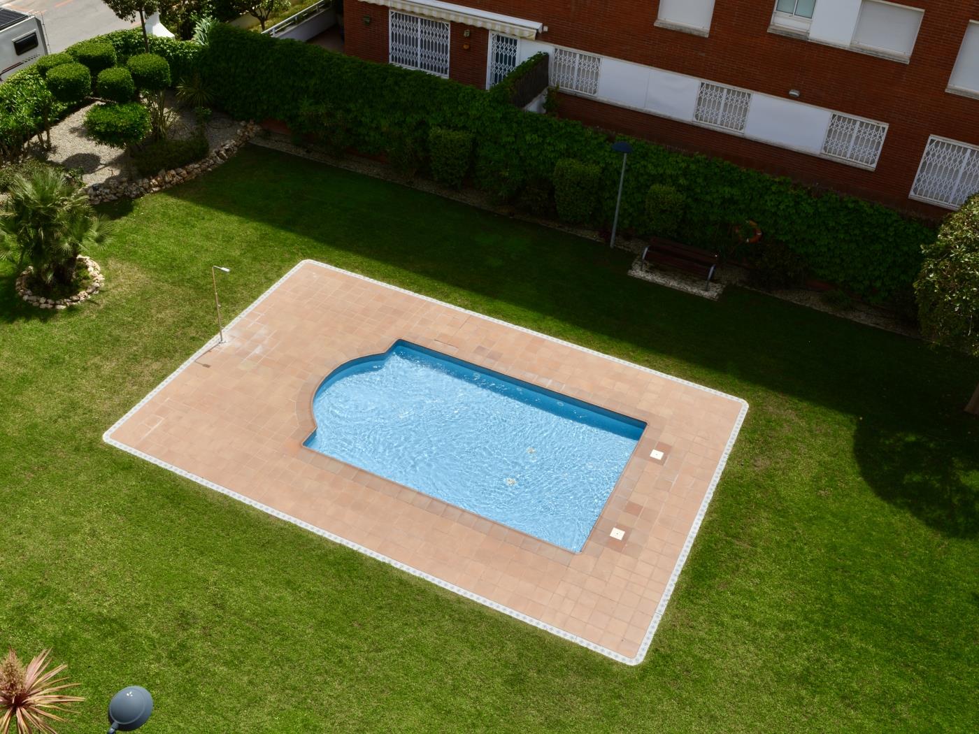 image R166 Piso a 50m de la playa con dos piscinas 6