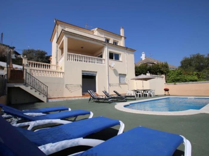 R167 Casa Jacinto con piscina y vistas panorámicas en Coma-ruga