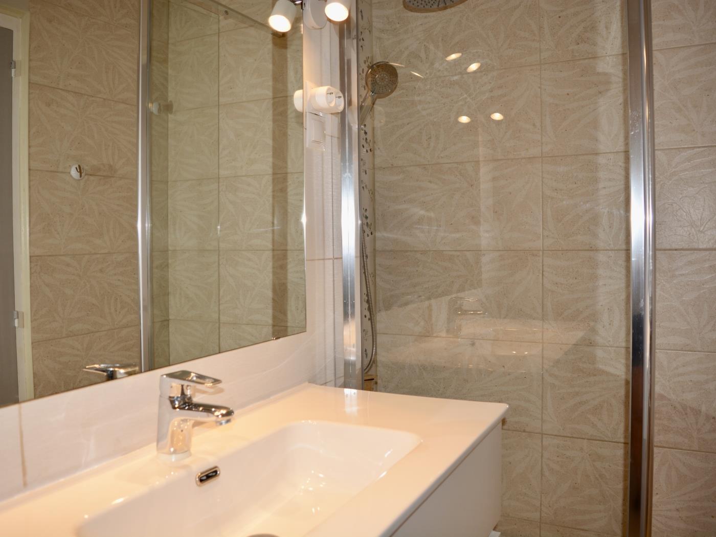 image R168 Apartamento primera linea Segur de Calafell 25