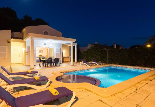 Вилла на Cala Blanca - Villa 4 habitaciones toda en planta baja con piscina privada