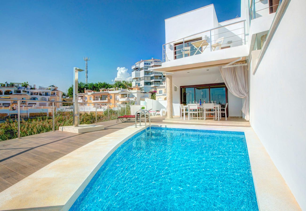 Вилла на Torrox Costa - Luxury villa with WiFi and private pool - Las Luisas 1
