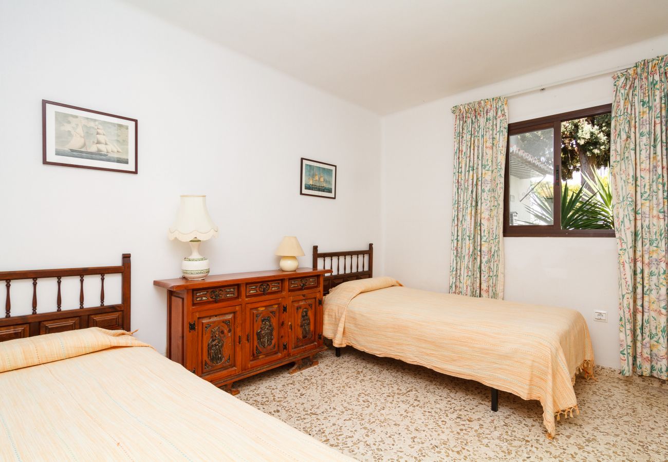 Апартаменты на Nerja - Apartment with spectacular views in Capistrano Playa 803 Burriana Nerja  Casasol 536