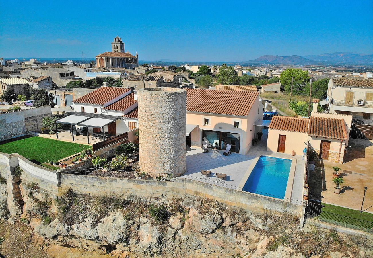 Дом на Muro - Sa Riba 021 magnífica villa con piscina privada, barbacoa, terraza y WiFi