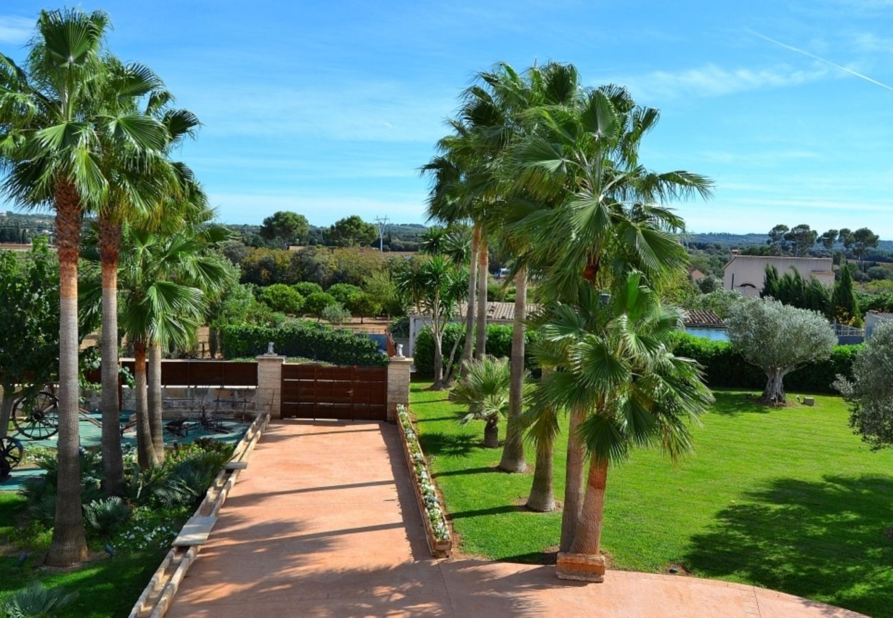 Особняк на Muro - Son Sastre 024 lujosa villa con gran piscina, aire acondicionado, jardín y terraza