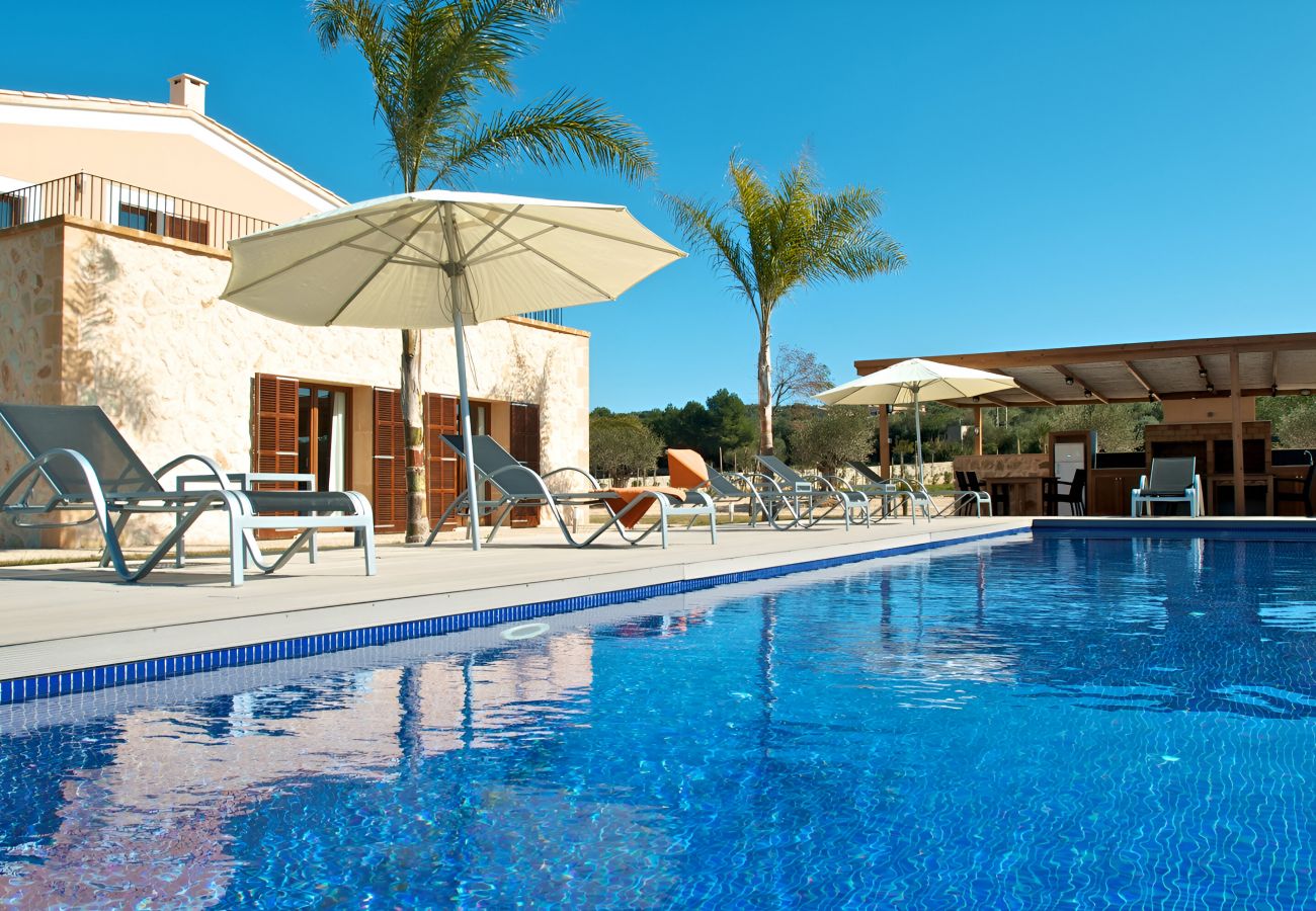 Особняк на Manacor - Salvia 068 lujosa villa con piscina privada, terraza, barbacoa y aire acondicionado