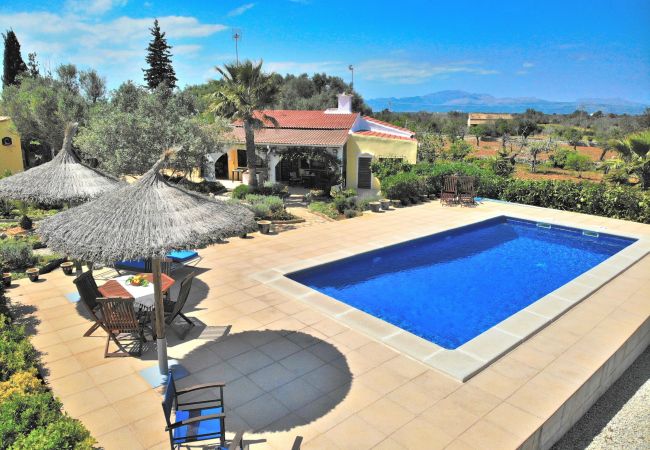  на Santa Margalida - Can Burguet 099 encantadora finca en la naturaleza con precioso jardín, piscina privada y WiFi