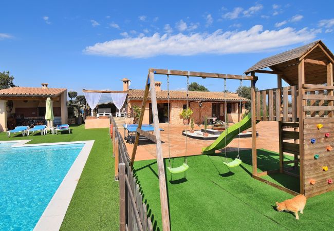  на Llubi - Son Sitges 139 acogedora finca con piscina privada, zona infantil, terraza y barbacoa