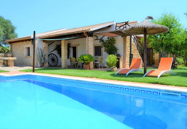  на Son Serra de Marina - Casa Inés 165 magnífica finca con piscina privada, gran jardín, aire acondicionado y WiFi