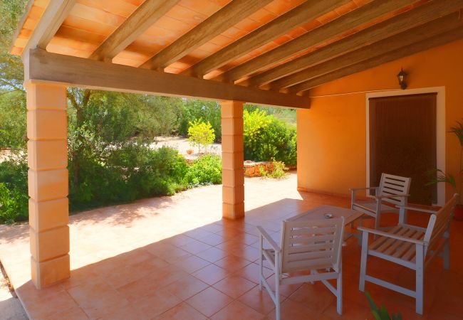 Особняк на Campos - Sa Pedrera 406 fantástica villa con piscina privada, terraza, aire acondicionado y WiFi