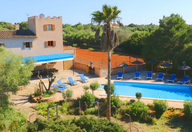  на Campos - Can Palea 407 finca con piscina privada con jardín, terraza, barbacoa y WiFi