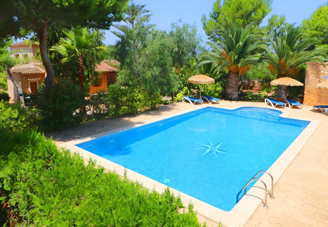 Особняк на Campos - Can Crestall 414 finca rústica con piscina privada, aire acondicionado, jardín y barbacoa