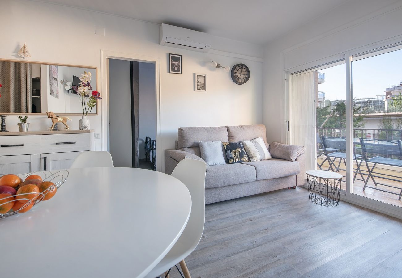 Апартаменты на Segur de Calafell - R96 Современная квартира с кондиционером в 50 м от пляжа