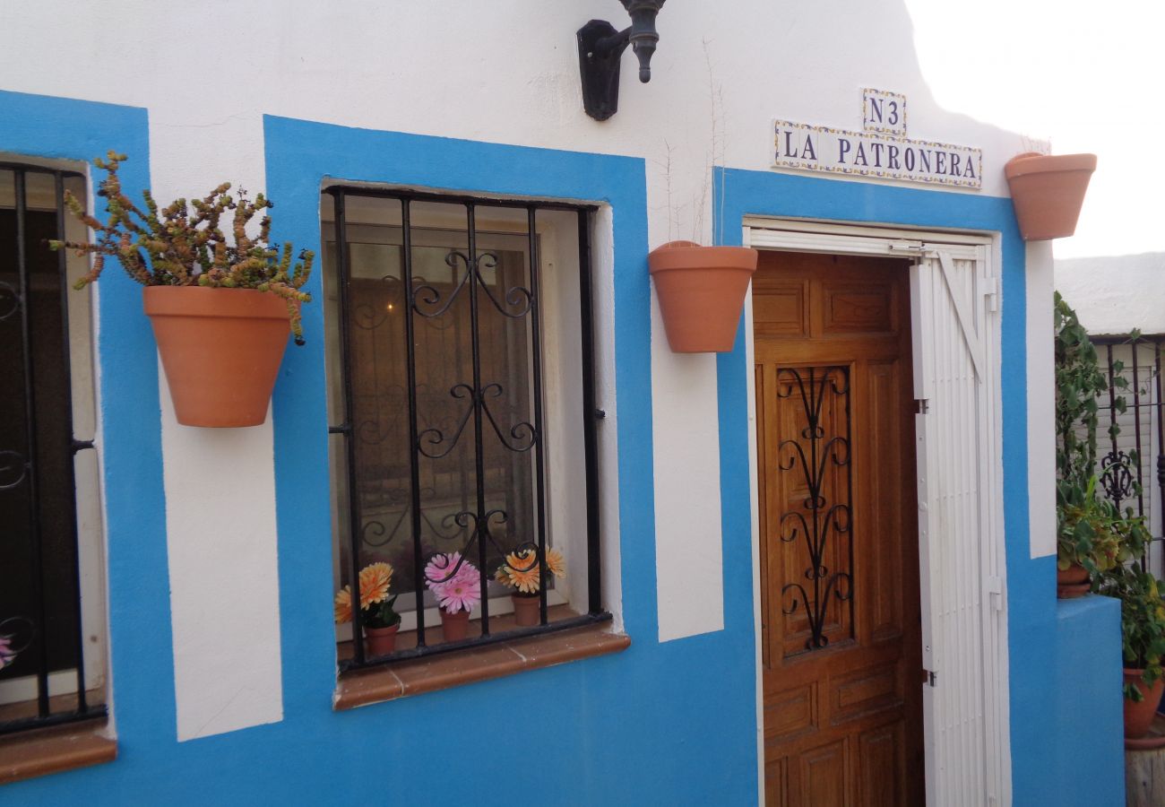 Дом на Аликанте город / Alicante - Casa La Patronera Santa Cruz