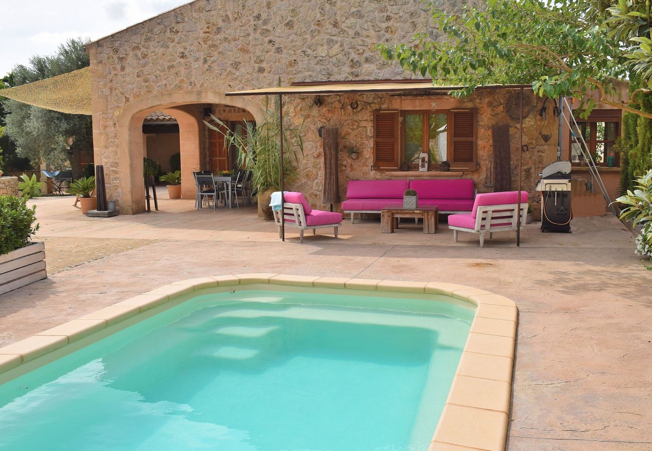 Особняк на Manacor - Son Fonto 097 maravillosa finca con piscina privada, jardín, zona de juegos, bicicletas y aire acondicionado