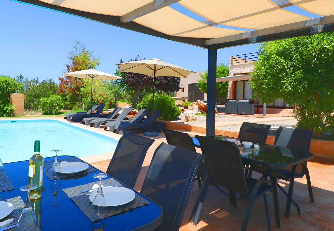 Особняк на Campos - Son Vigili 417 magnífica villa con piscina privada, jacuzzi, zona infantil y aire acondicionado
