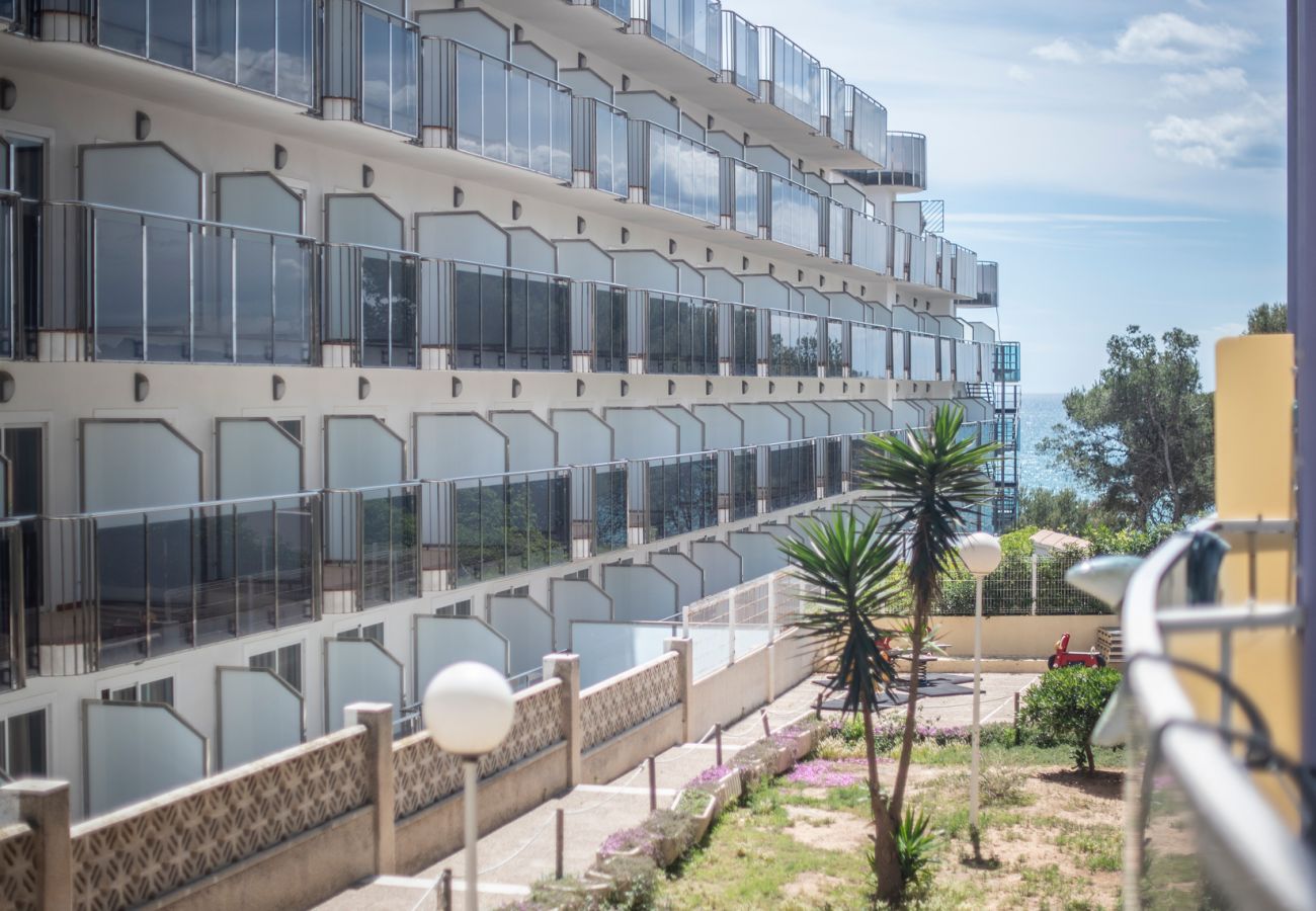 Апартаменты на Салоу - TH135 Квартира с бассейном рядом с пляжем