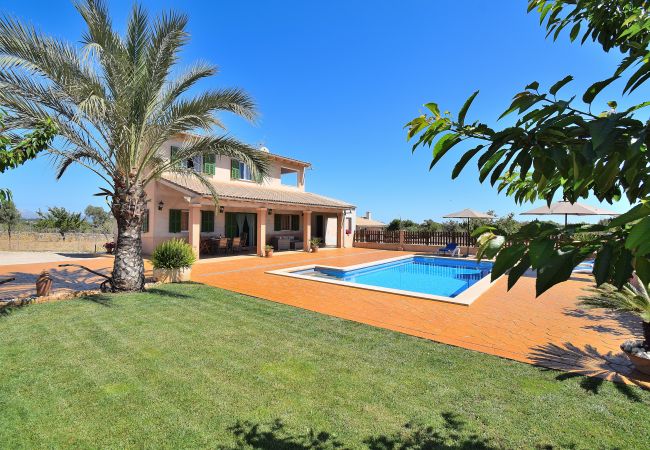  на Santa Margalida - Ballester 034 fantástica finca con piscina privada, gran terraza, barbacoa y aire acondicionado