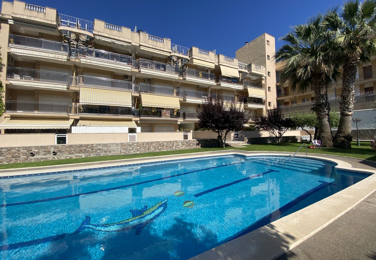 Апартаменты на Calafell - BFA 123 Apartamento en la planta baja con piscina cerca de la playa